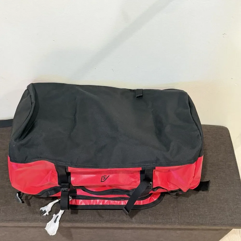 The North Face Small Base Camp Duffel 50L Carry-On Friendly Red/Black - NEW Read